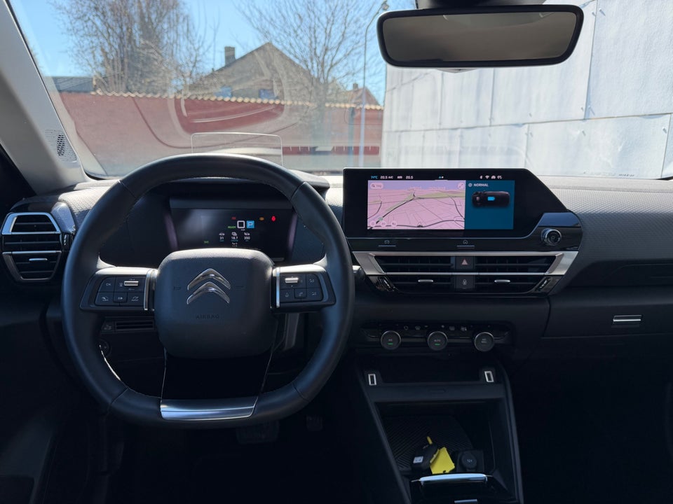 Citroën ë-C4 X 50 Shine 4d