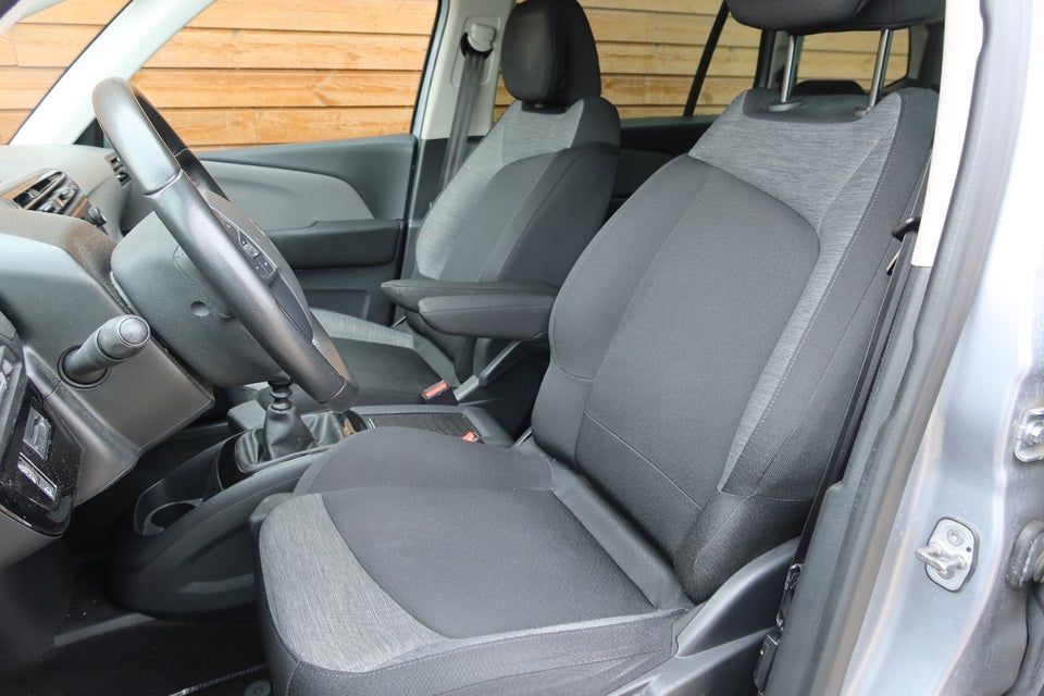 Citroën Grand C4 SpaceTourer 1,2 PureTech 130 Cool 7prs 5d