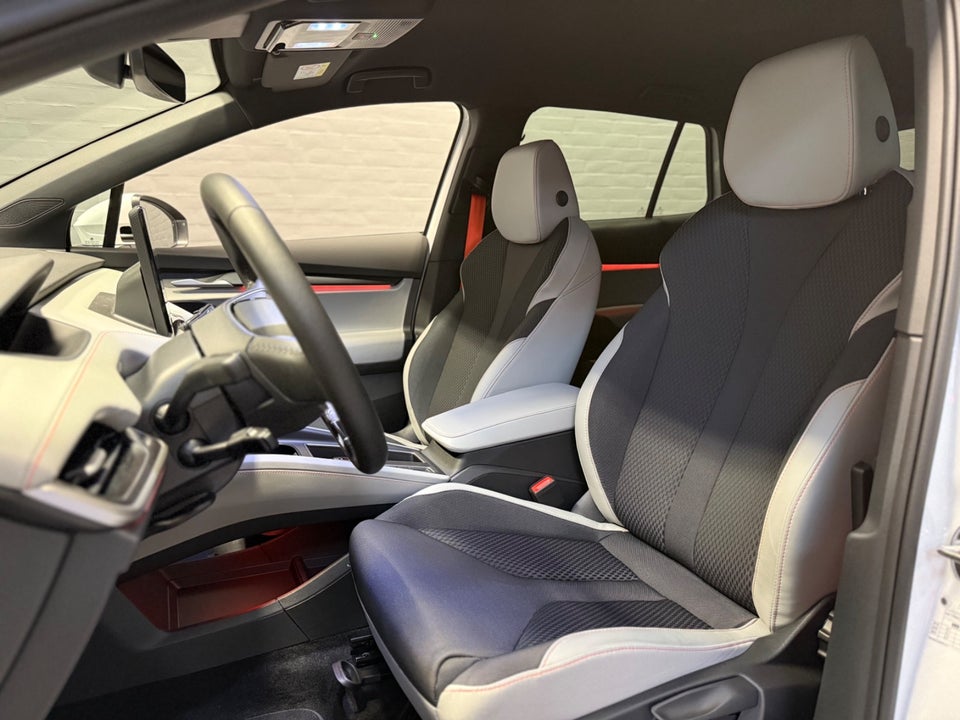 Skoda Elroq 85 iV Lodge 5d