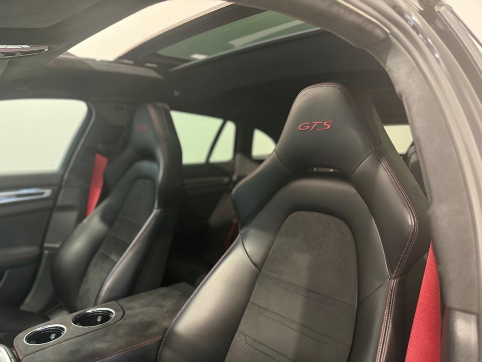 Porsche Panamera GTS 4,0 Sport Turismo PDK 5d