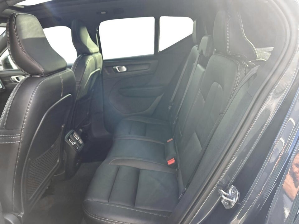 Volvo XC40 P8 ReCharge Twin Pro 5d