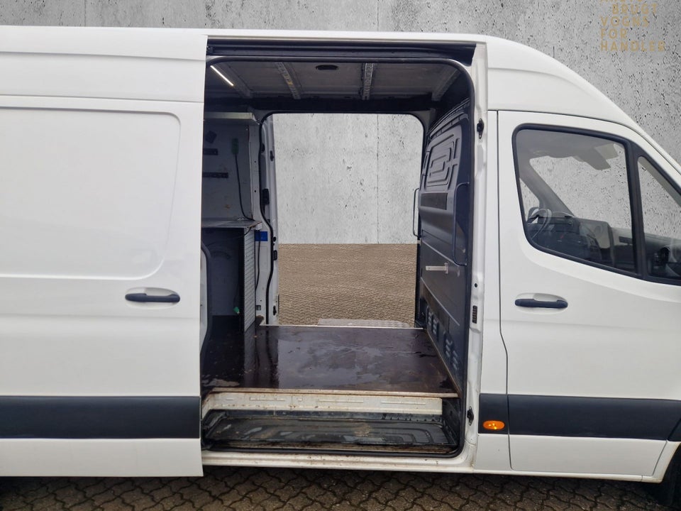 Mercedes Sprinter 317 2,0 CDi A3 Kassevogn aut. RWD