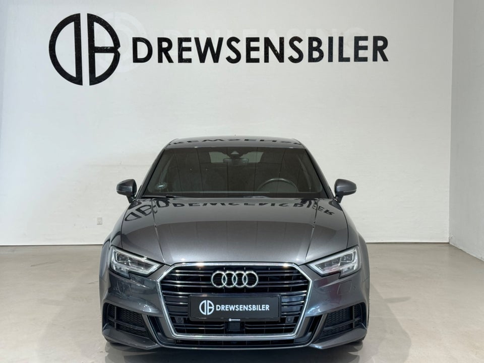 Audi A3 2,0 TDi 150 S-line S-tr. 4d