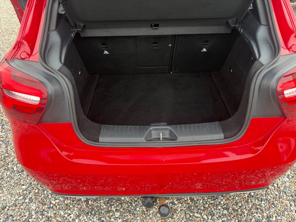 Mercedes A180 d 1,5 Urban 5d