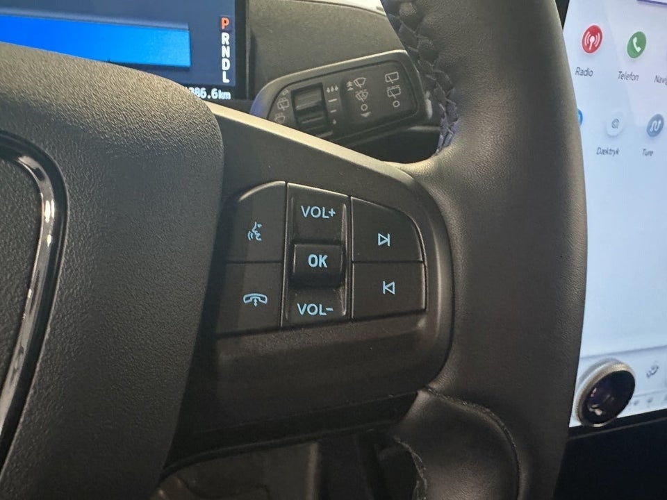 Ford Mustang Mach-E 68 Standard Range 5d