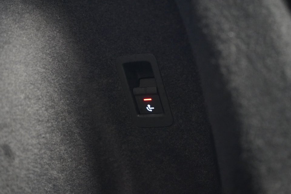 Audi Q3 45 TFSi e Attitude plus S-tr. 5d