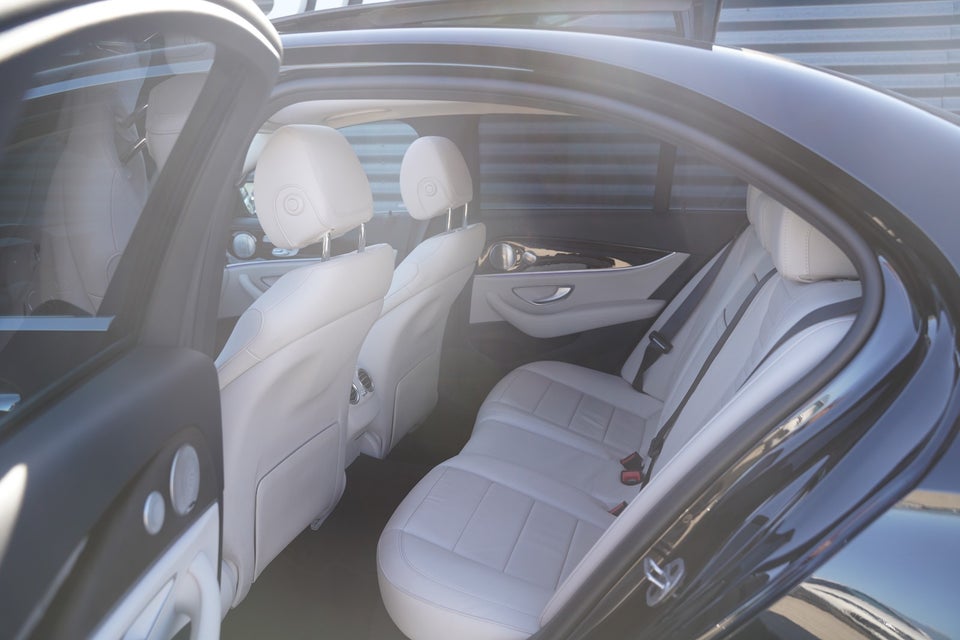 Mercedes E220 d 2,0 AMG Line Premium Plus aut. 4d