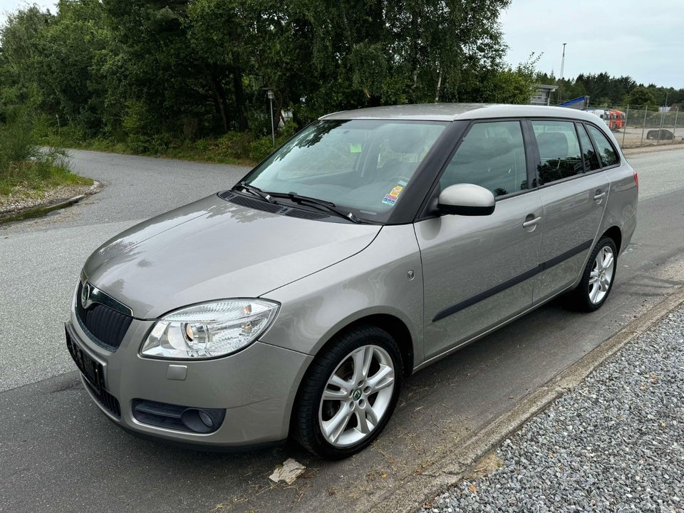 Skoda Fabia 1,4 16V Ambiente Combi 5d