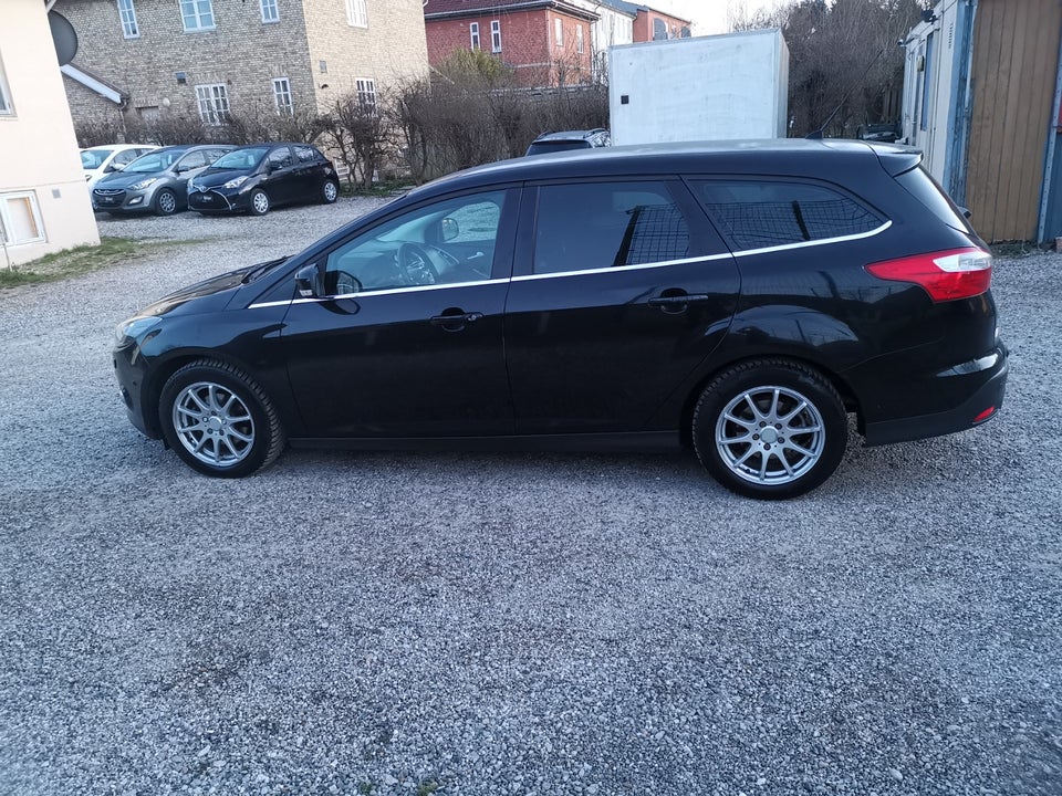 Ford Focus 1,0 SCTi 125 Titanium stc. ECO 5d