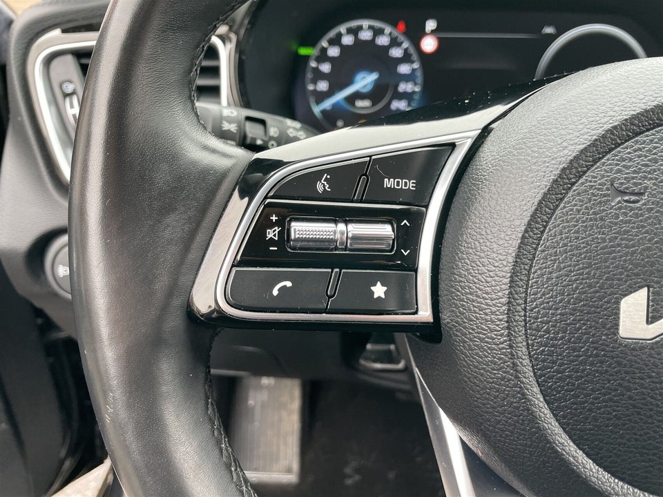 Kia Ceed 1,6 PHEV Upgrade Premium SW DCT 5d