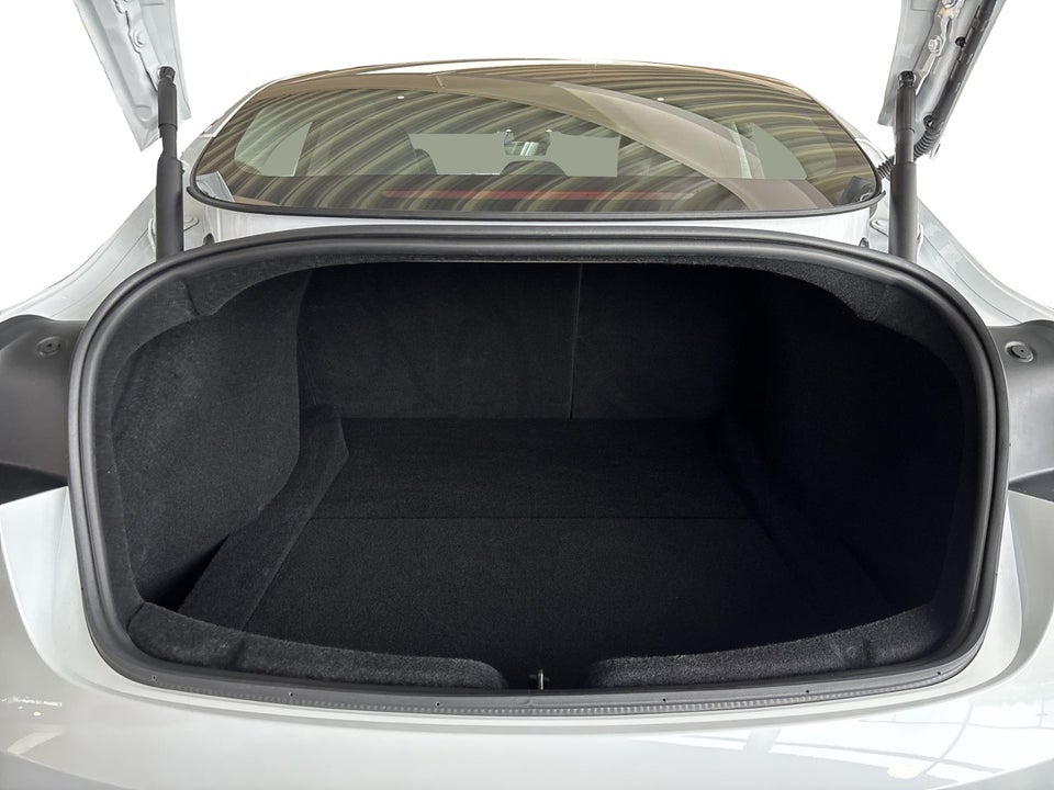 Tesla Model 3 RWD 4d