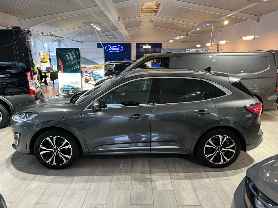 Ford Kuga 2,5 PHEV Vignale CVT 5d