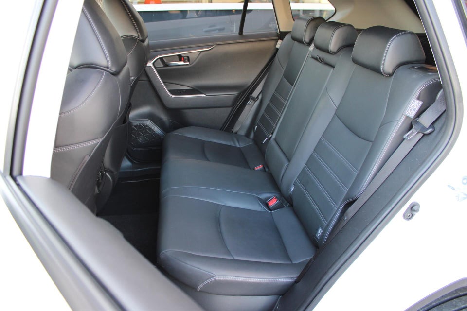 Toyota RAV4 2,5 Hybrid H3 Comfort MDS 5d