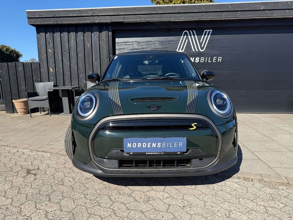 MINI Cooper SE Resolute Edition 3d