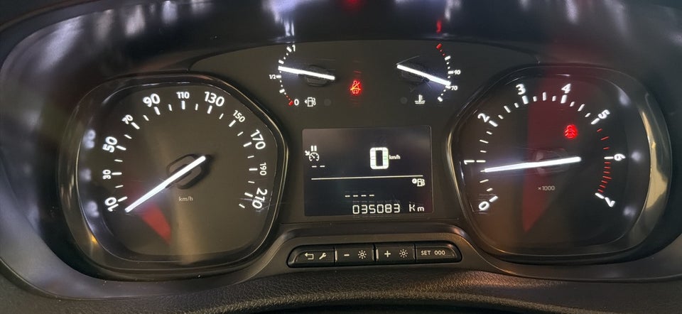 Toyota ProAce 2,0 D 144 Long Comfort Master 5d