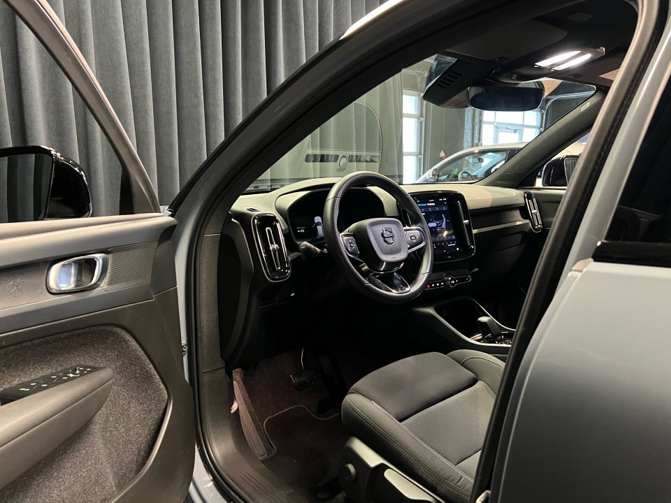 Volvo XC40 ReCharge Core 5d