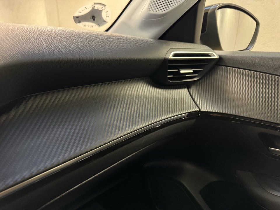 Peugeot e-208 50 Active 5d