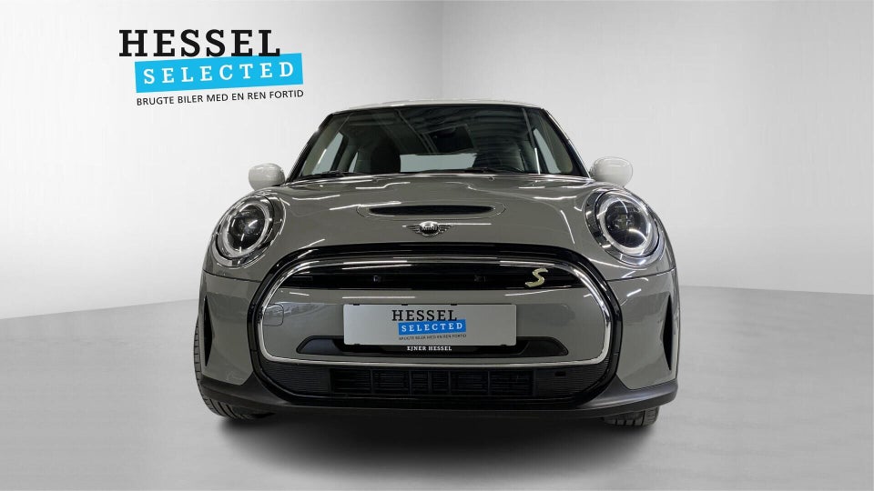 MINI Cooper SE Essential 3d