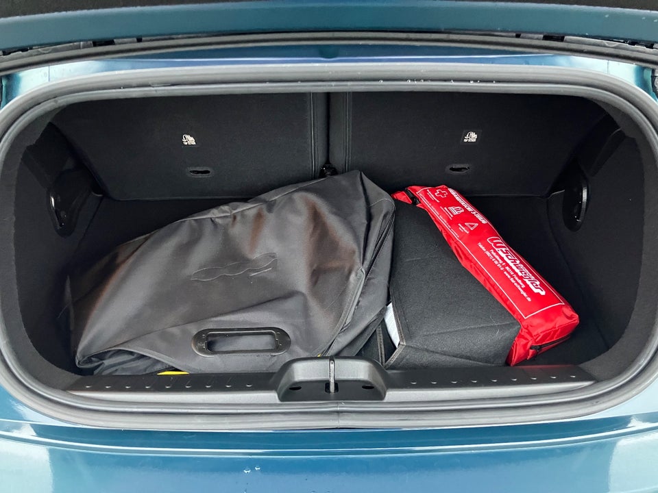 Fiat 500e 42 Icon Cabrio 2d