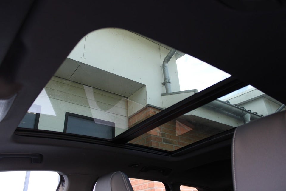 Audi Q4 e-tron 45 S-line 5d