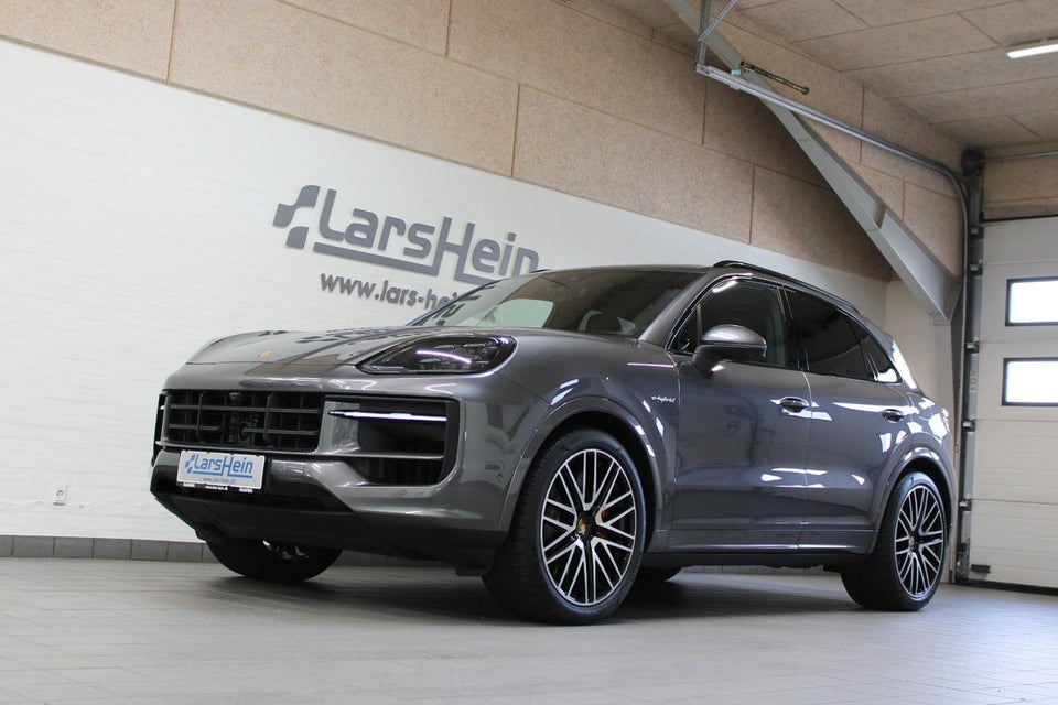 Porsche Cayenne S 3,0 E-Hybrid Tiptr. 5d