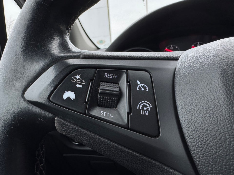 Opel Astra 1,6 CDTi 136 Enjoy Sports Tourer 5d