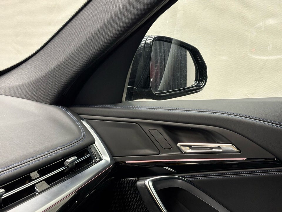 BMW iX1 xDrive30 M-Sport 5d