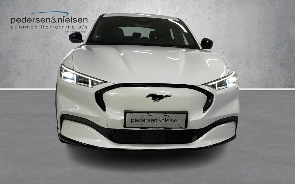 Ford Mustang Mach-E 88 Extended Range AWD 5d