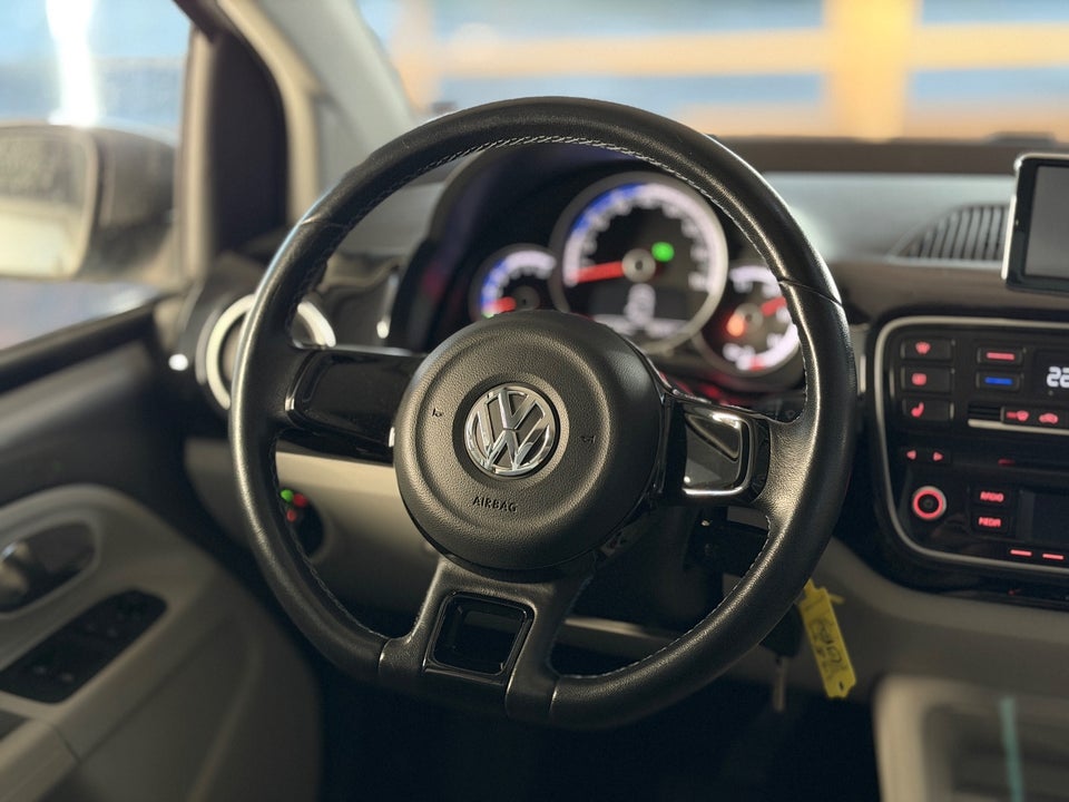 VW e-Up! High Up! 5d
