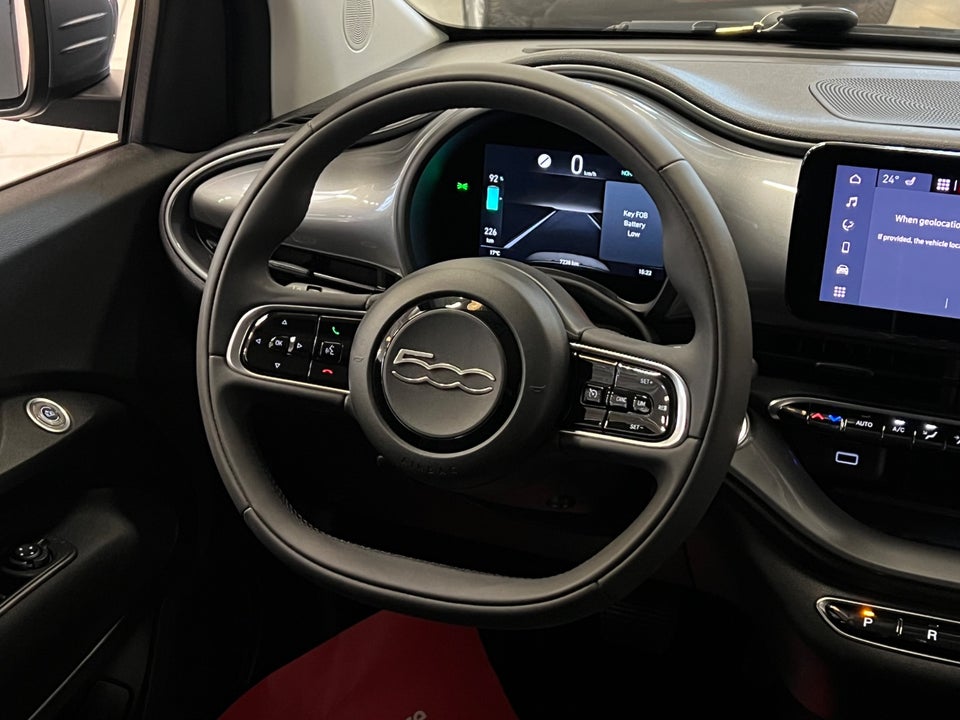 Fiat 500e 42 Icon 3d