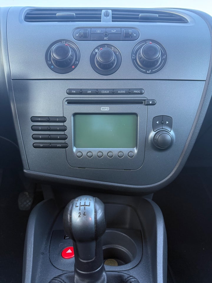 Seat Leon 1,6 Stylance 5d