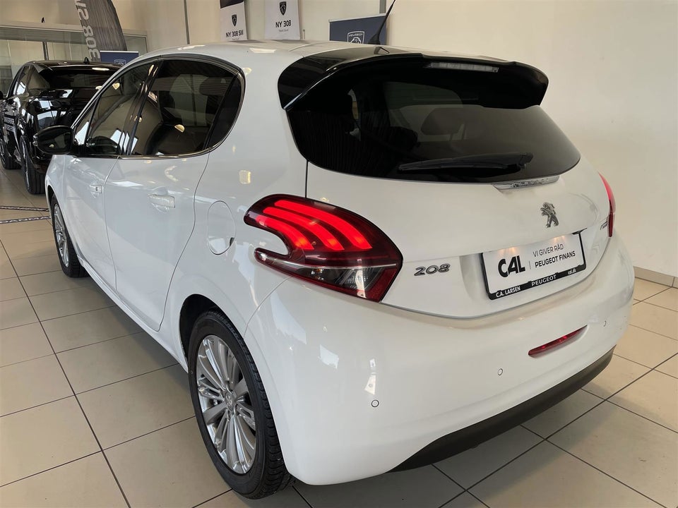 Peugeot 208 1,6 BlueHDi 100 Desire 5d