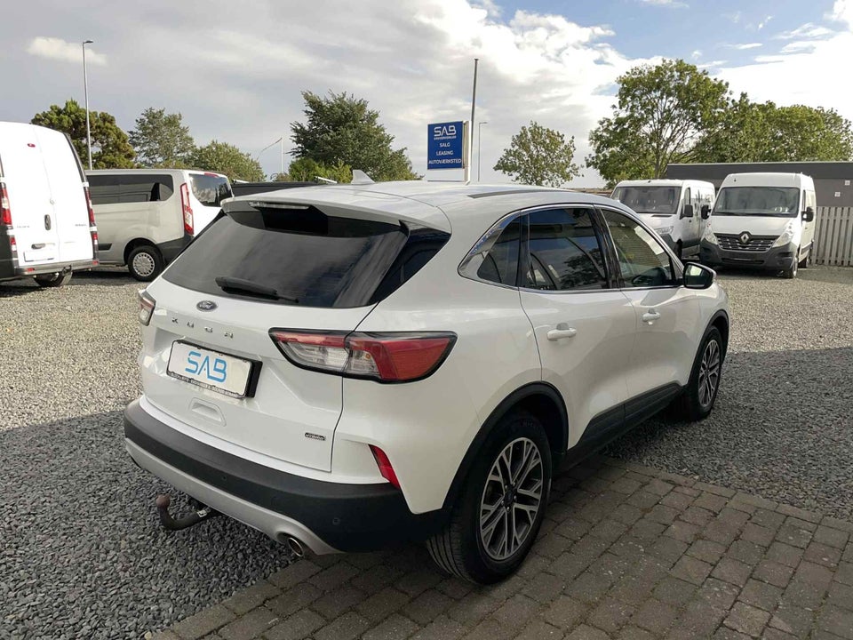 Ford Kuga 2,5 PHEV Titanium CVT 5d