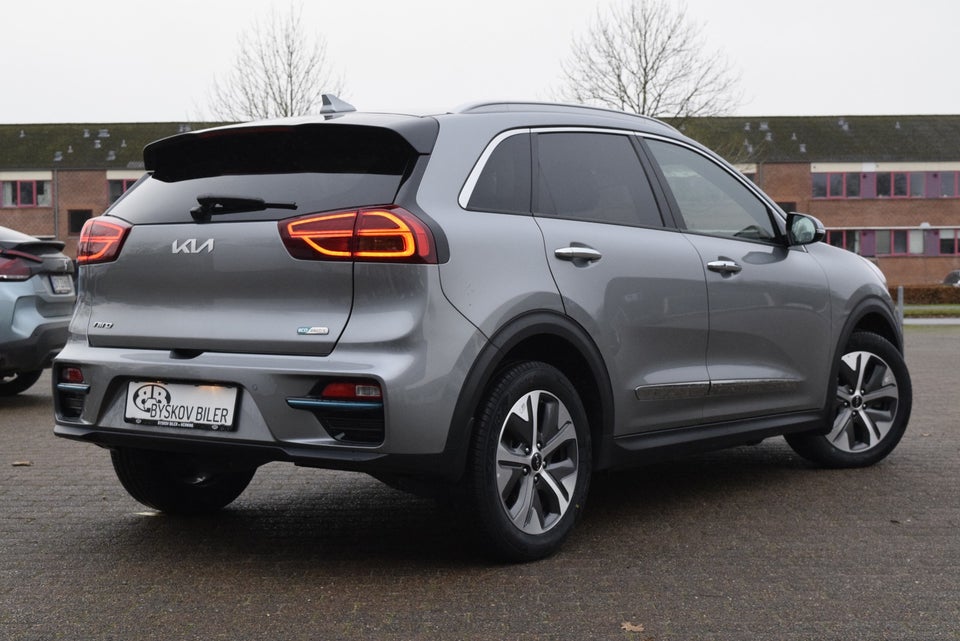 Kia e-Niro 64 Advance 5d