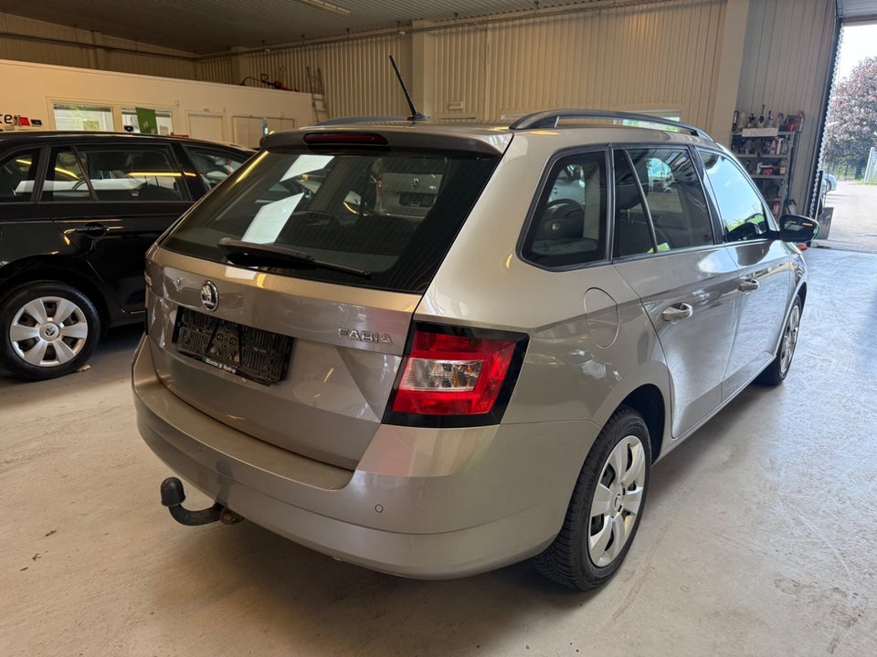 Skoda Fabia 1,2 TSi 90 Style Combi 5d
