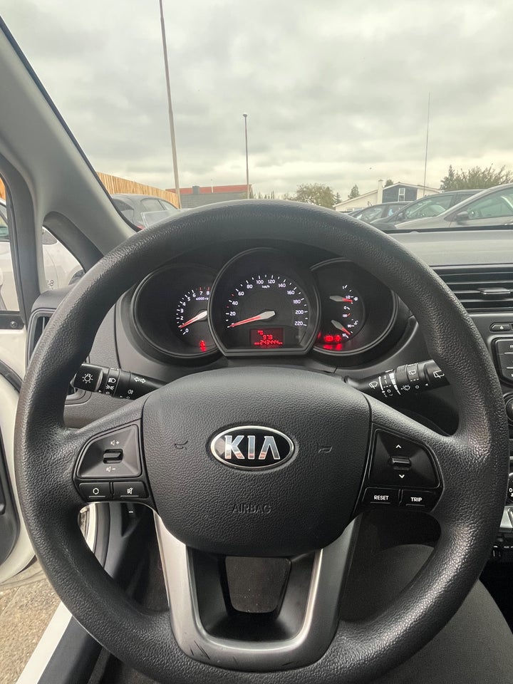 Kia Rio 1,2 CVVT Collect 5d