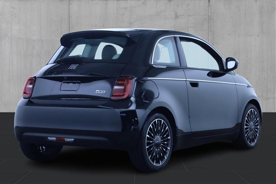 Fiat 500e 42 la Prima by Bocelli 3d