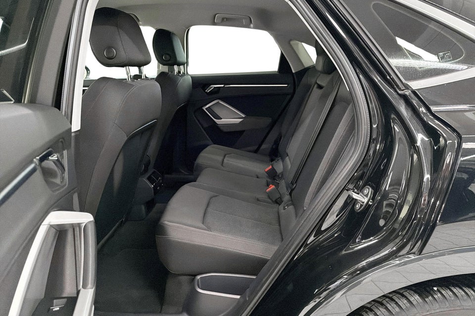 Audi Q3 45 TFSi e Attitude plus Sportback S-tr. 5d