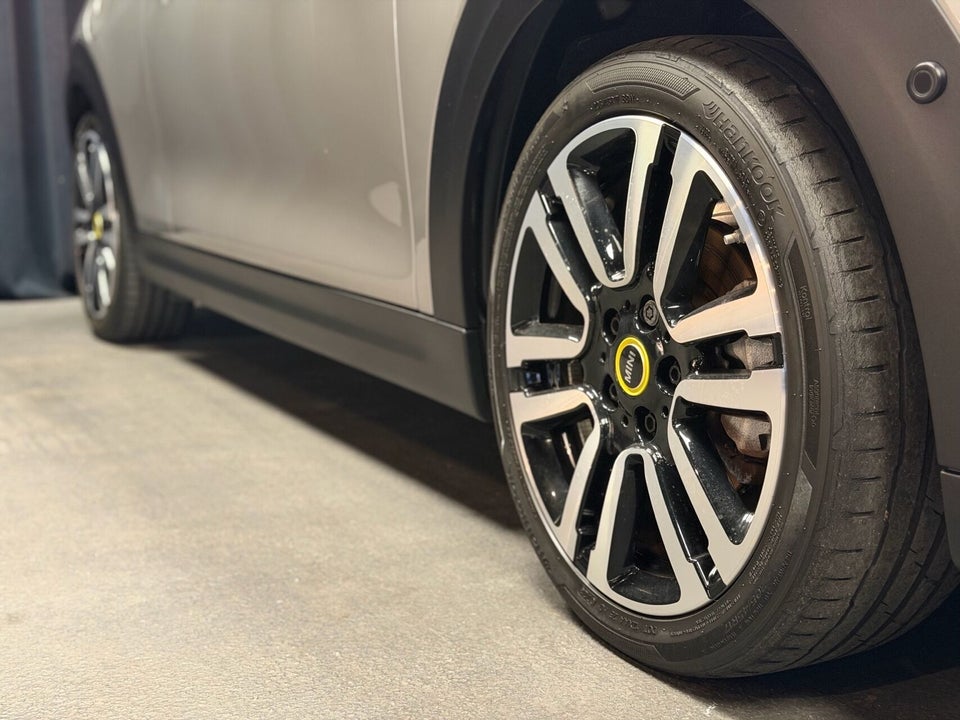 MINI Cooper SE Edition Premium Plus 3d