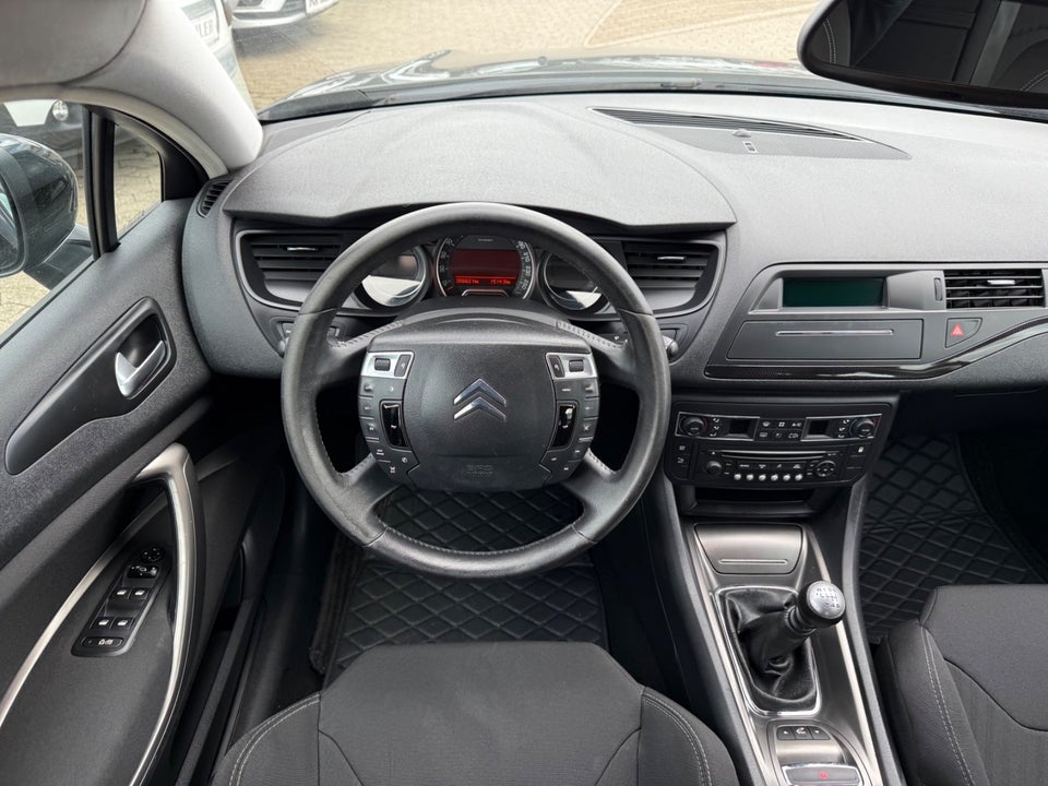 Citroën C5 2,0 HDi 140 Comfort Tourer 5d