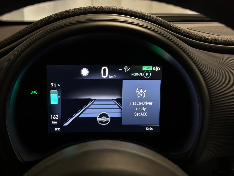 Fiat 500e 42 Icon Plus+ 3d