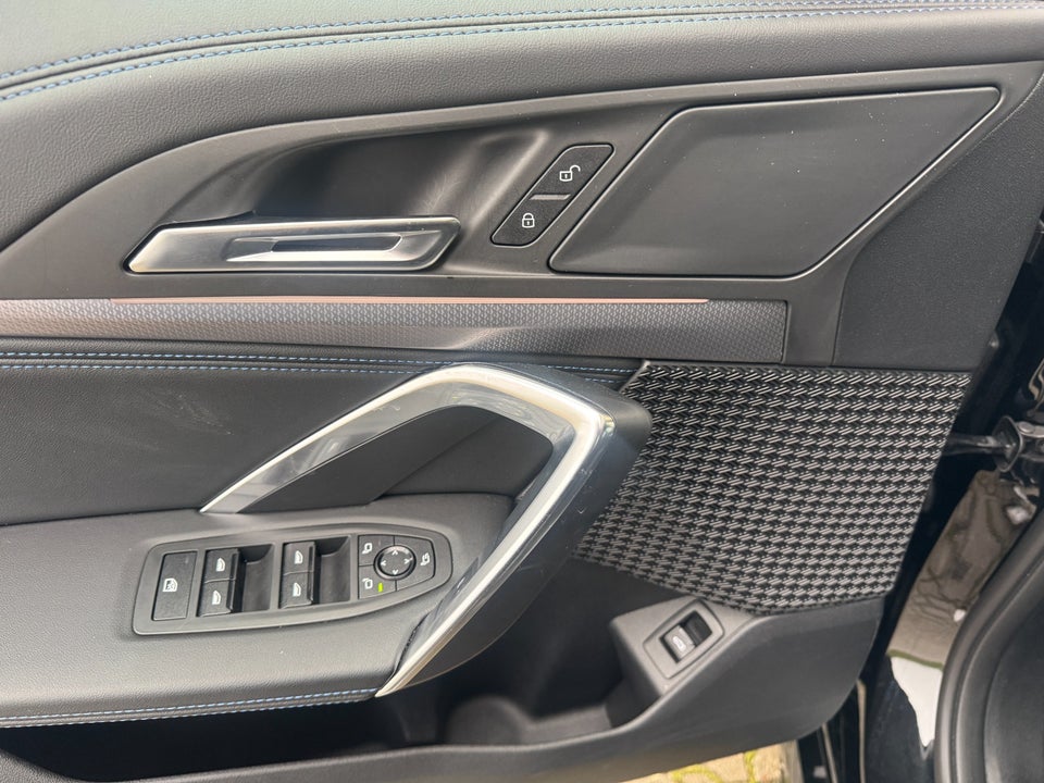 BMW iX1 xDrive30 M-Sport 5d