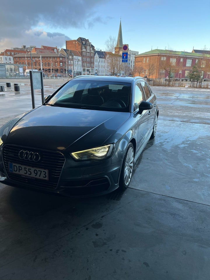 Audi A3 1,4 TFSi 150 S-line Sportback 5d