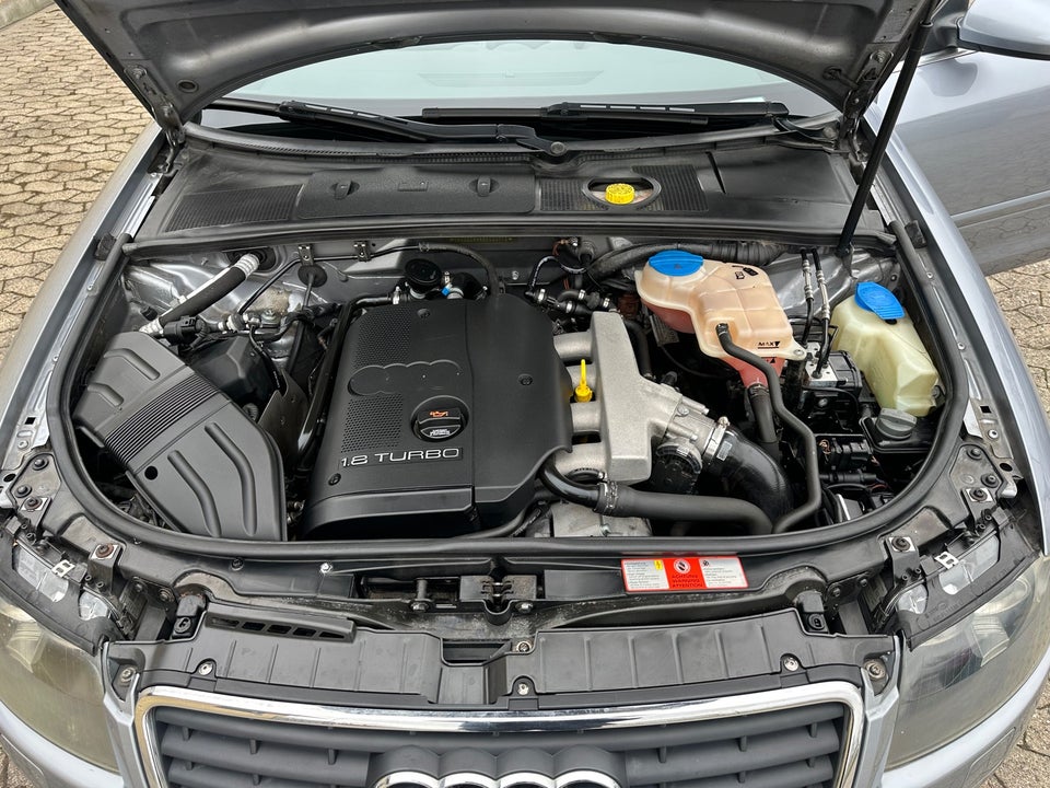 Audi A4 1,8 T 163 Cabriolet 2d