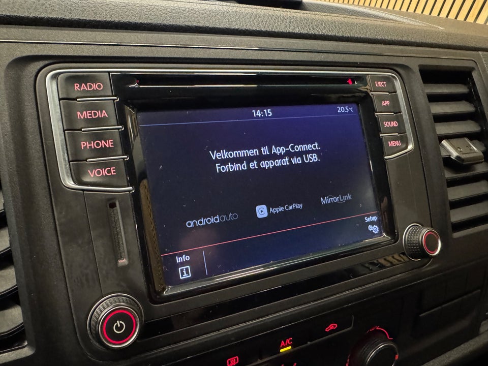 VW Transporter 2,0 TDi 150 Kassevogn DSG lang