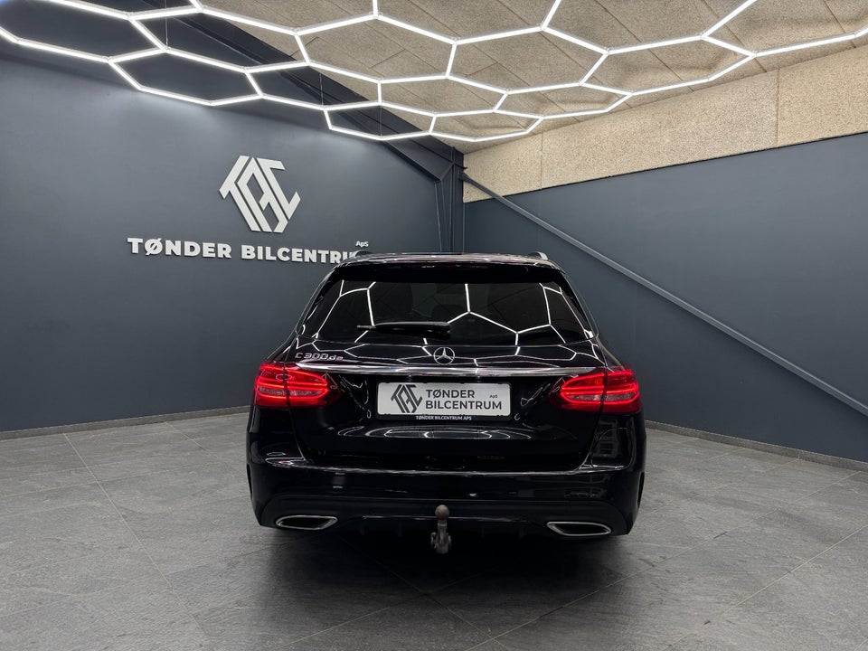 Mercedes C300 de 2,0 AMG Line Night Edition stc. aut. 5d