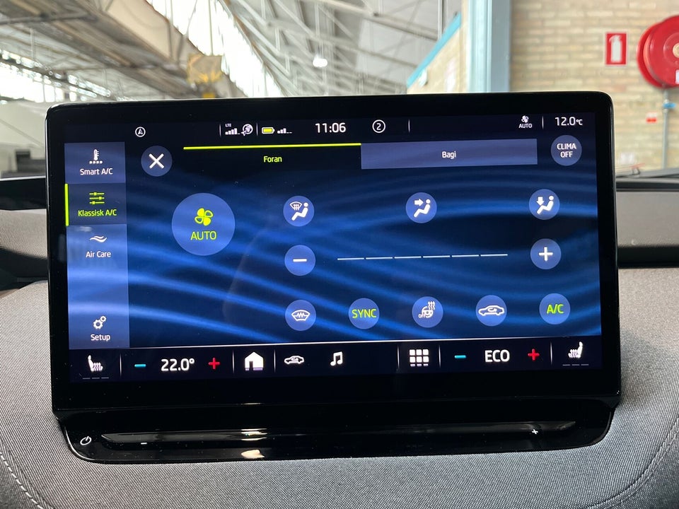 Skoda Enyaq 80 iV Plus Loft 5d