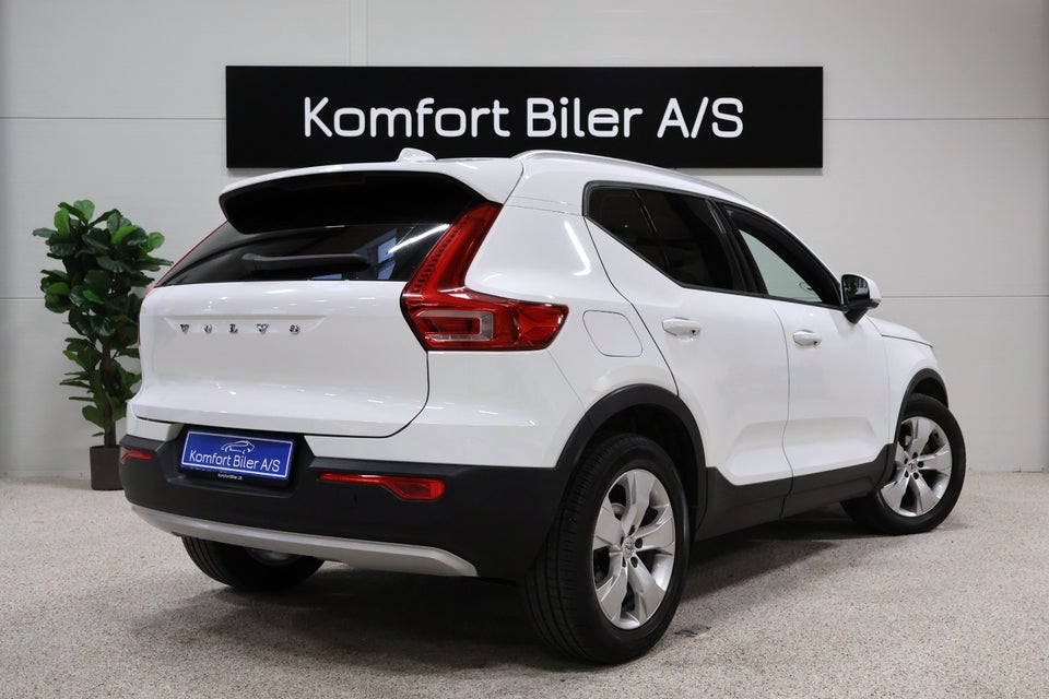 Volvo XC40 2,0 D3 150 Momentum aut. 5d