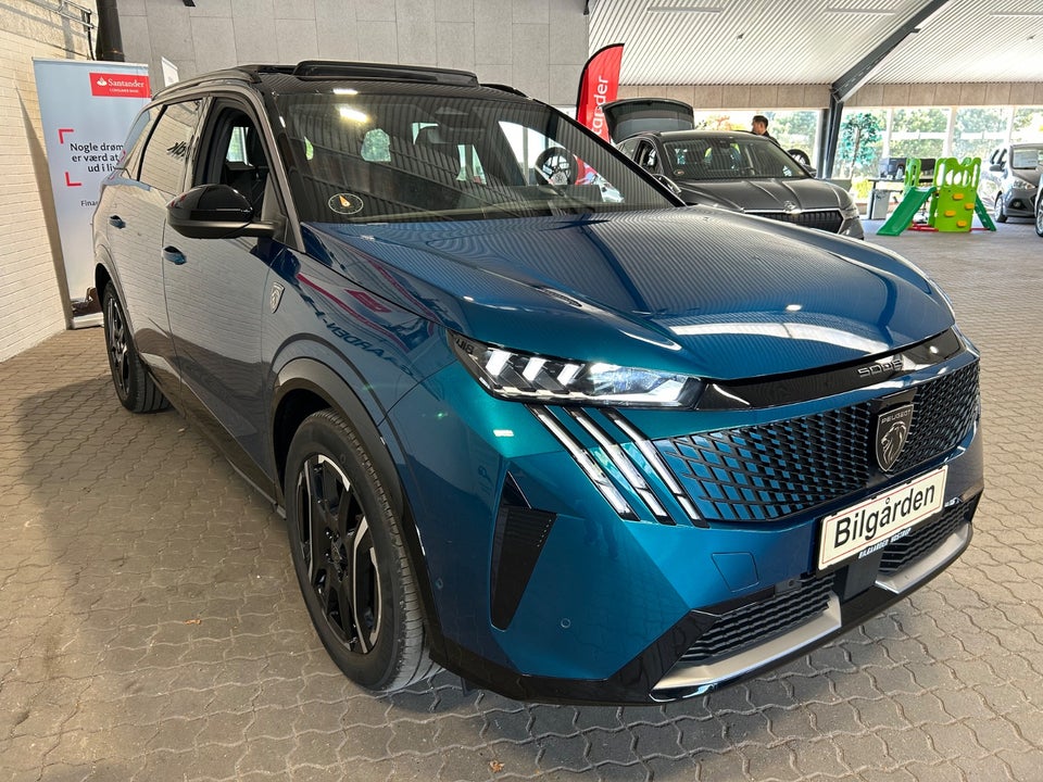Peugeot e-5008 77 GT Pack 7prs 5d