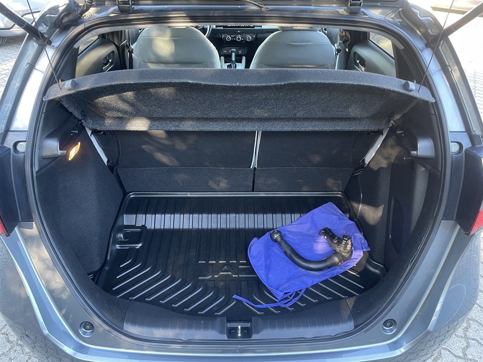 Honda Jazz 1,5 i-MMD Executive eCVT 5d